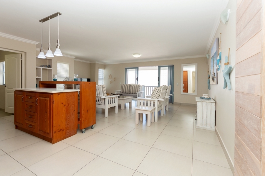 5 Bedroom Property for Sale in Paradise Beach Western Cape